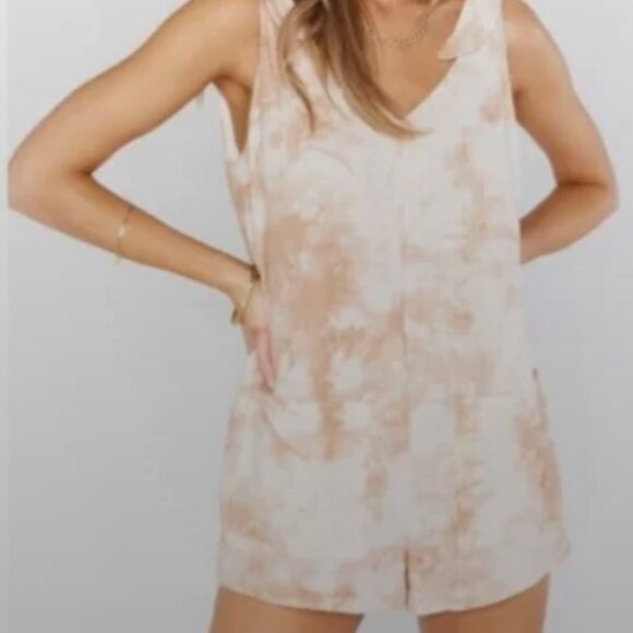 Show Me Your MuMu Pants - Show Me Your Mumu Cream and Pink Tilda Twisted Tie Dye Gauze Romper - Size S